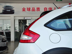 2013款 两厢 1.6L 手动 CROSS