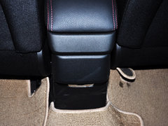 2013款 两厢 1.6L 手动 CROSS