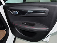2013款 两厢 1.6L 手动 CROSS