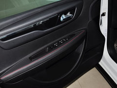 2013款 两厢 1.6L 手动 CROSS