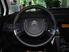 2013款 两厢 1.6L 手动 CROSS
