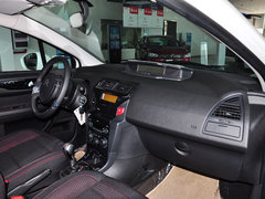 2013款 两厢 1.6L 手动 CROSS