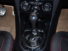 2013款 两厢 1.6L 手动 CROSS