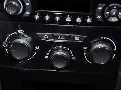 2013款 两厢 1.6L 手动 CROSS