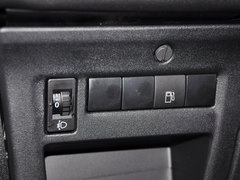 2013款 两厢 1.6L 手动 CROSS