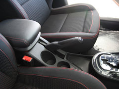 2013款 两厢 1.6L 自动 CROSS