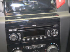 2013款 两厢 1.6L 自动 CROSS