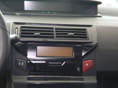2013款 两厢 1.6L 自动 CROSS
