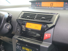 2013款 两厢 1.6L 自动 CROSS