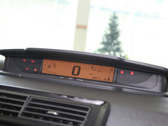 2013款 两厢 1.6L 自动 CROSS