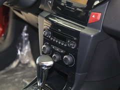 2013款 两厢 1.6L 自动 CROSS