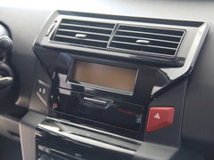 2013款 两厢 1.6L 自动 CROSS