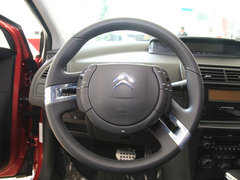 2013款 两厢 1.6L 自动 CROSS