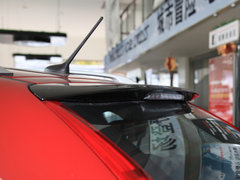 世嘉 2013款 两厢 1.6L 自动 CROSS