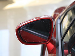 2013款 两厢 1.6L 自动 CROSS