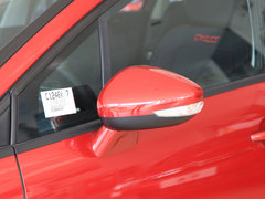 2013款 两厢 1.6L 自动 CROSS