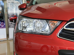 2013款 两厢 1.6L 自动 CROSS