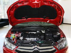 2013款 两厢 1.6L 自动 CROSS