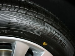 2013款 两厢 1.6L 自动 CROSS