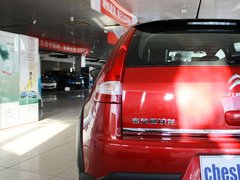 2013款 两厢 1.6L 自动 CROSS