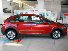 2013款 两厢 1.6L 自动 CROSS