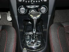2013款 两厢 1.6L 自动 CROSS