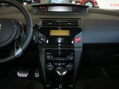 2013款 两厢 1.6L 自动 CROSS