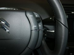 2013款 两厢 1.6L 自动 CROSS