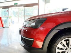 2013款 两厢 1.6L 自动 CROSS