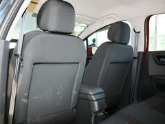 2013款 两厢 1.6L 自动 CROSS