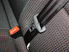 2013款 两厢 1.6L 自动 CROSS