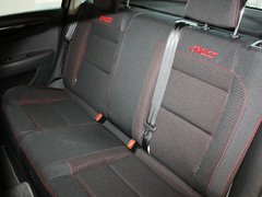 2013款 两厢 1.6L 自动 CROSS