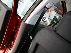 2013款 两厢 1.6L 自动 CROSS