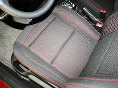 2013款 两厢 1.6L 自动 CROSS