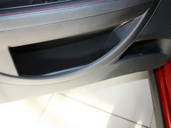 2013款 两厢 1.6L 自动 CROSS