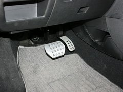 2013款 两厢 1.6L 自动 CROSS