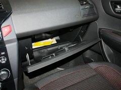 2013款 两厢 1.6L 自动 CROSS