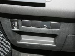 2013款 两厢 1.6L 自动 CROSS
