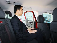 2013款 两厢 1.6L 自动 CROSS