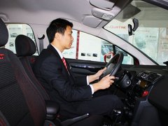 2013款 两厢 1.6L 自动 CROSS