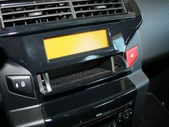 2013款 两厢 1.6L 自动 CROSS