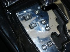 世嘉 2013款 两厢 1.6L 自动 CROSS