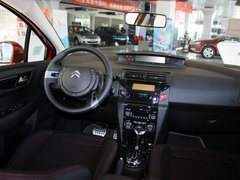 2013款 两厢 1.6L 自动 CROSS