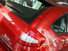 2013款 两厢 1.6L 自动 CROSS