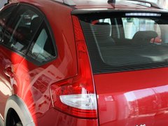 2013款 两厢 1.6L 自动 CROSS