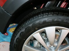 世嘉 2013款 两厢 1.6L 自动 CROSS