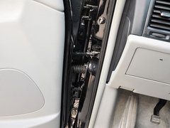 2013款 2.2T 自动 行政版