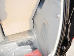 2013款 2.2T 自动 行政版
