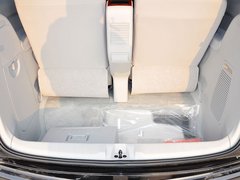 2013款 2.2T 自动 行政版