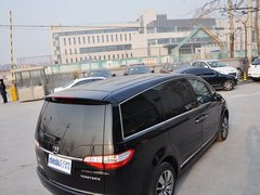 2013款 2.2T 自动 行政版